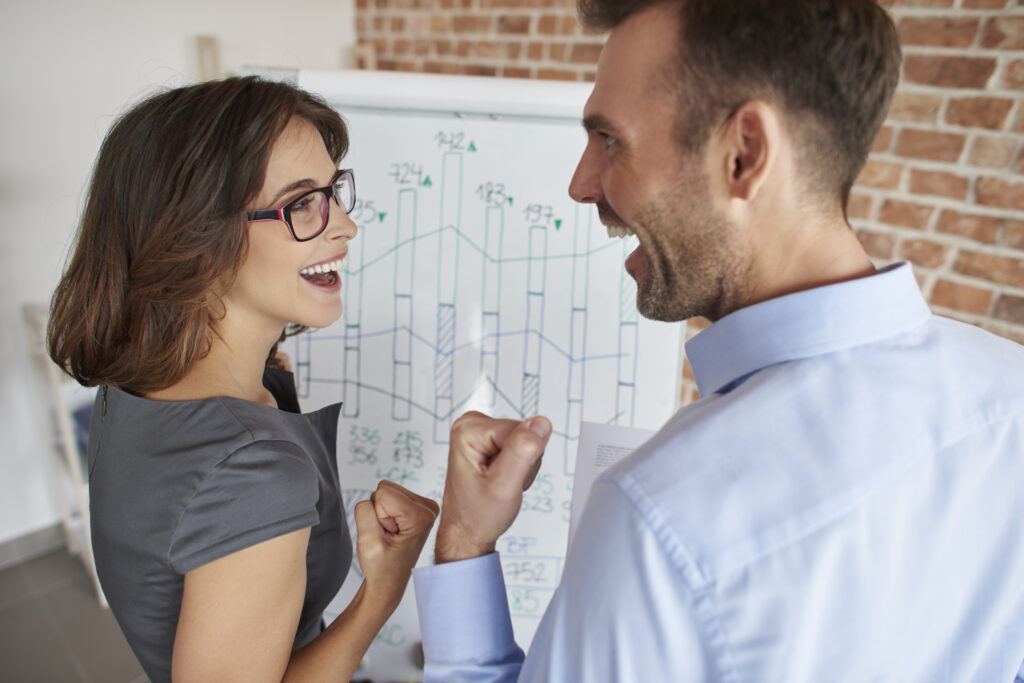 KPIs, reporting y mejora continua